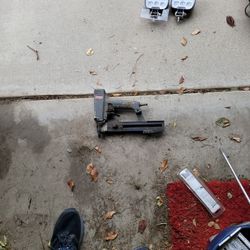 Senco Crown Nail Stapler