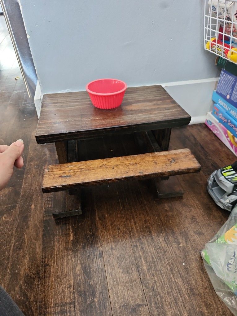 Doll Picnic Table