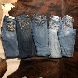 (5) Women's Jeans