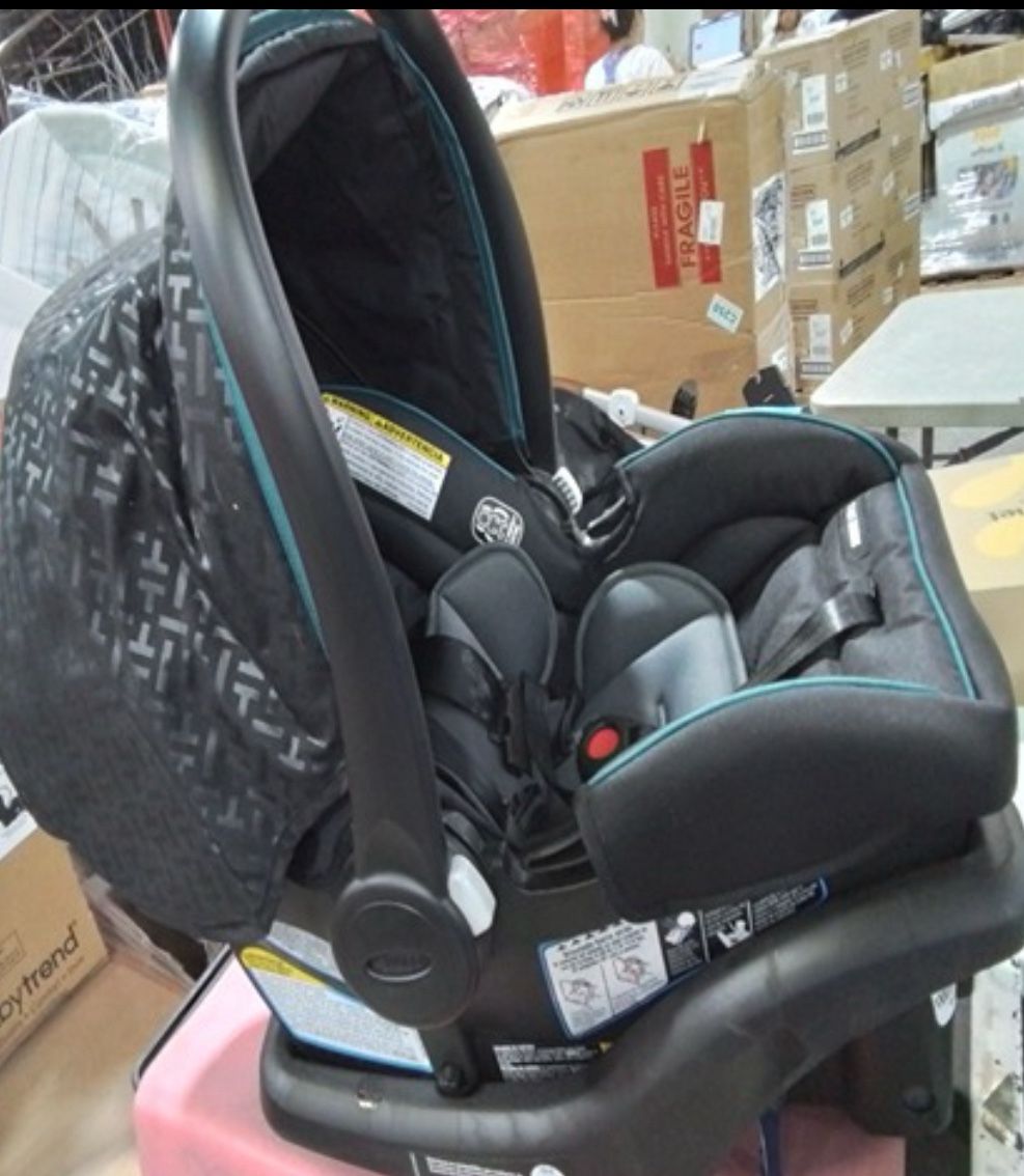 Graco SnugRide 35 Lite LX Infant Car Seat