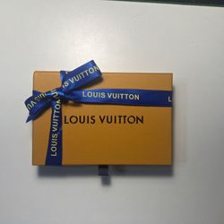 Louis Vuitton Gold Rolo White Shell Motif Designed Charming Bracelet