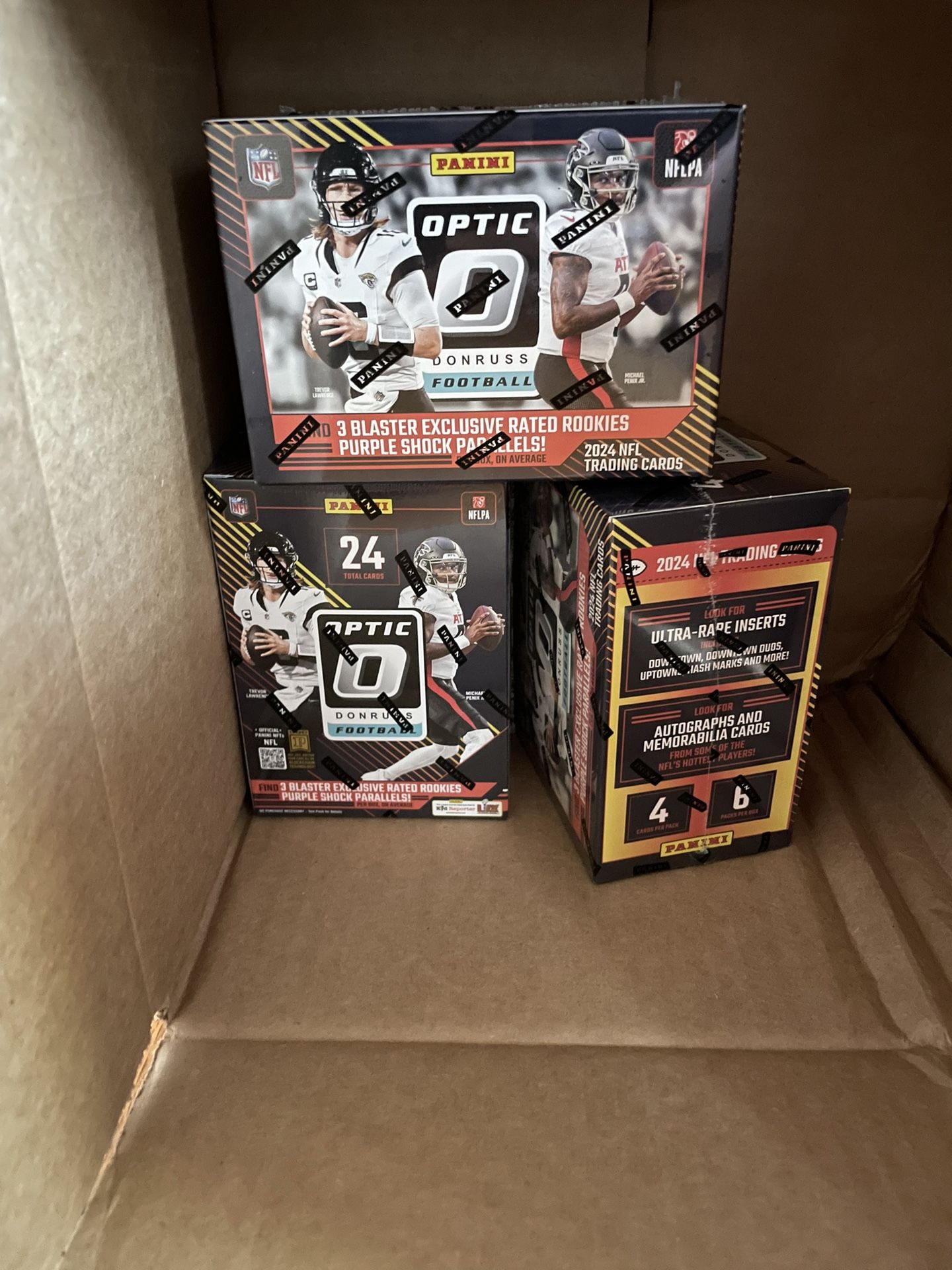 2024 Panini NFL Optic Donruss Football Trading Card Blaster Box