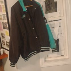 Vintage mid-90s New Haven Ravens minor league baseball team starter jacket, made in America probably made in New Haven. XL. Super rare super dope.