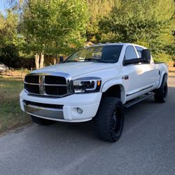 Dodge Ram 2008 Mega Cab Diesel