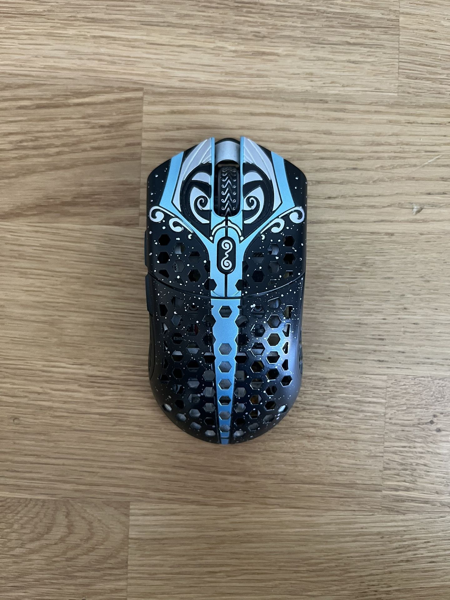 Finalmouse Screen Finalmouse Starlight SMALL for Sale in Murrieta, CA - OfferUp