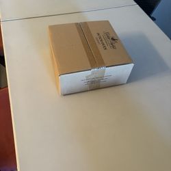 Unopened 4qt Golden Rabbit Dutch Oven 