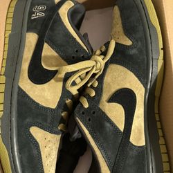 Black And Green SB Supreme Dunks