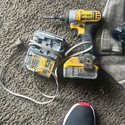 Dewalt Drill  With Battery And Charger