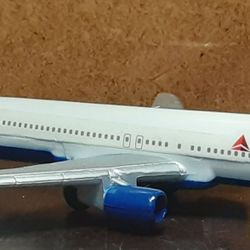 Daron/Real Toy 5.5" Delta Boeing 767 Toy Plane