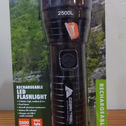 Ozark Trail Rechargeable LED Flashlight 2500 Lumens Aluminum IPX4 Black