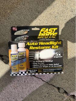 Headlight cleaner