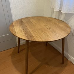 Oak Round Dining Table