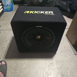  12"Kicker COMP C WITH AMP!