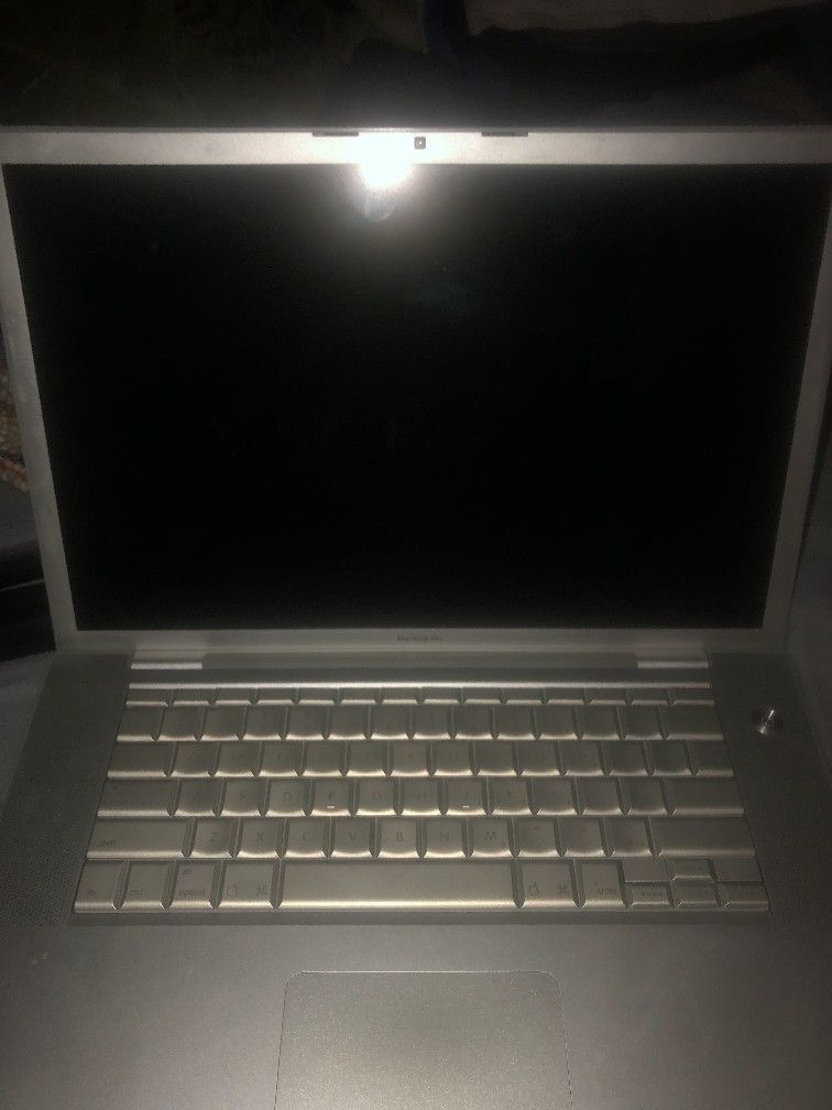 Apple 2008 MacBook Air?