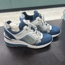 Micheal Kors Sneakers