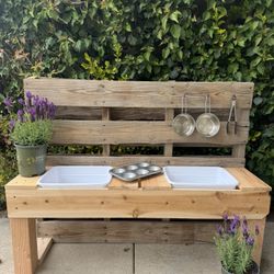 Kids Mud Kitchen