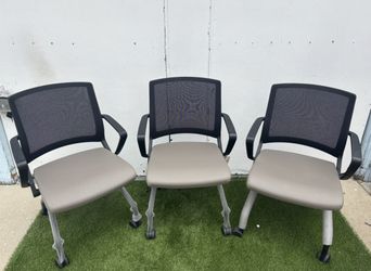Movi Folding Chair