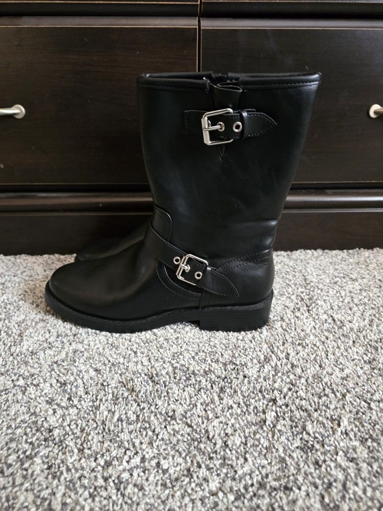 Short Boots Sz8 