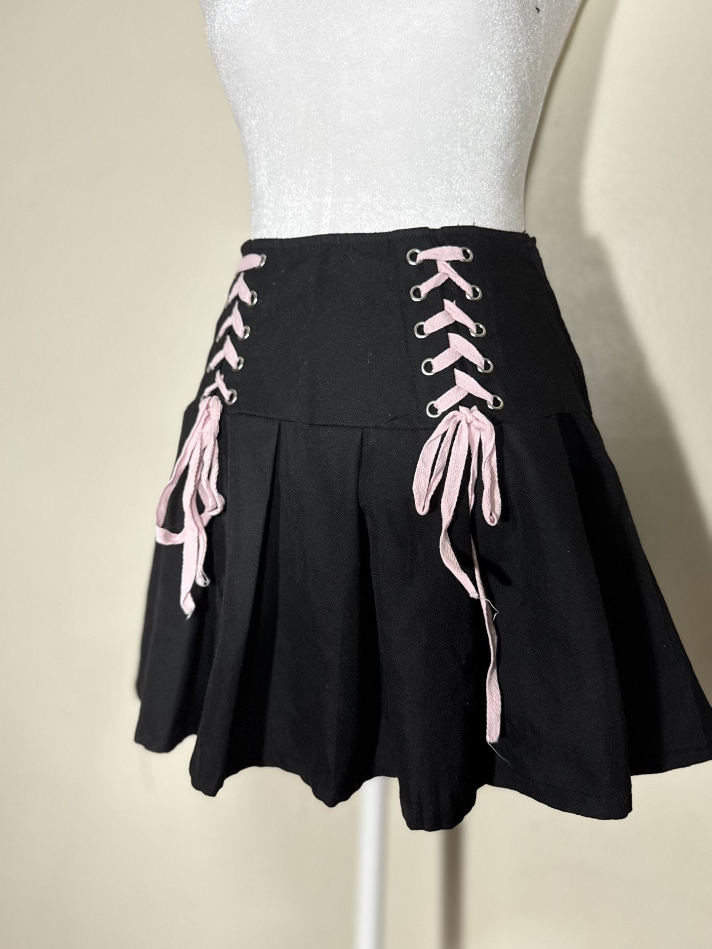 Hot topic skirt