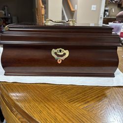 Bombay Company Jewelry Chest 