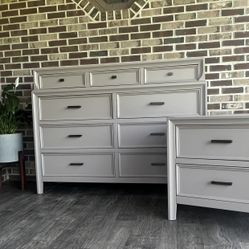 Dresser Set
