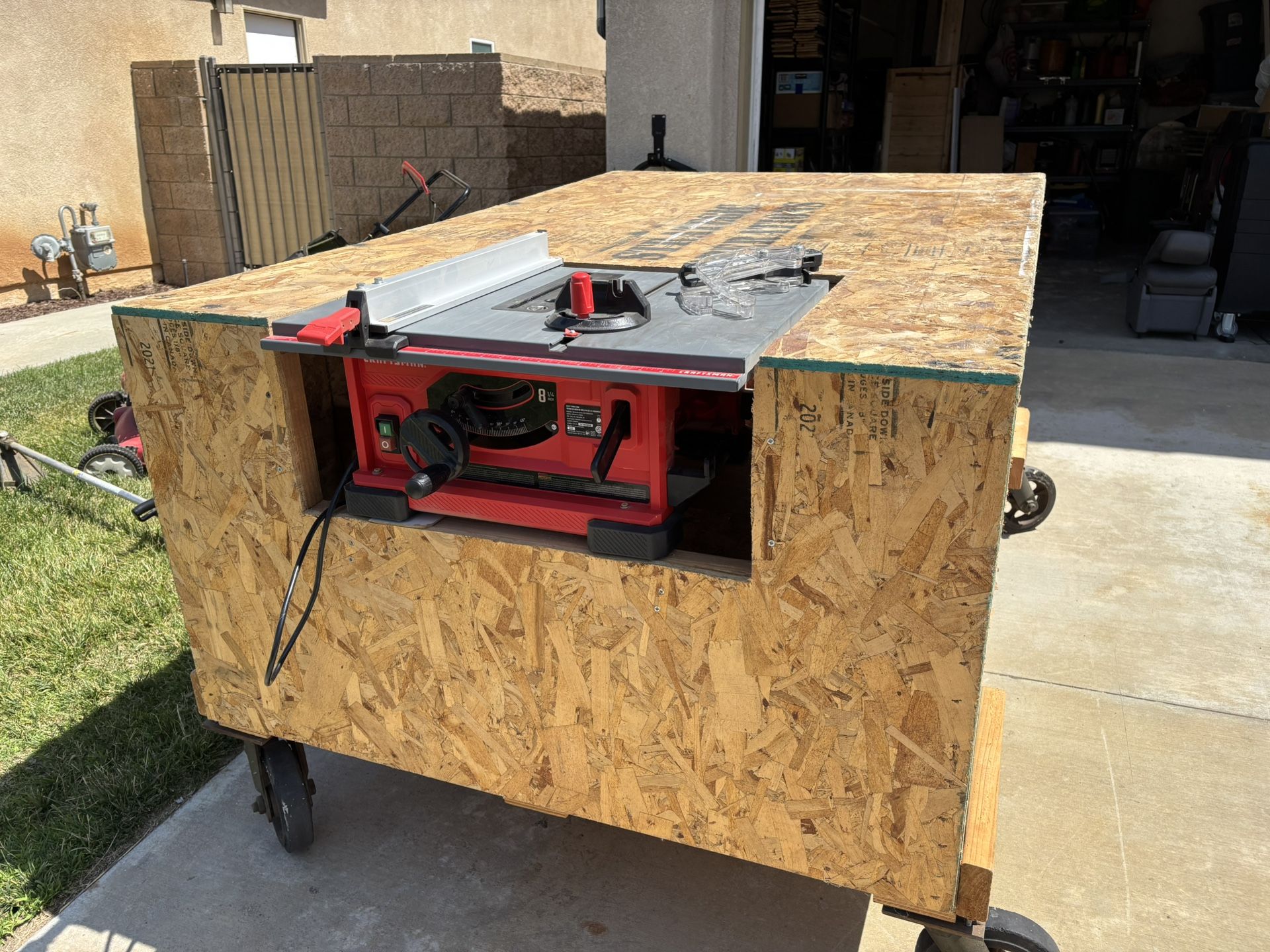 Table Saw & Work Bench