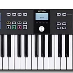 Arturia KeyLab Essential 61 mk3 MIDI Keyboard Controller - Black