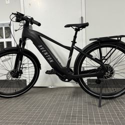 2025 Aventon Level 3 Ebike, 28 MPH Electric Bike, <15 Miles. $600 Off