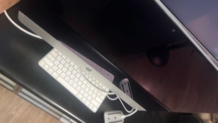 Apple computer