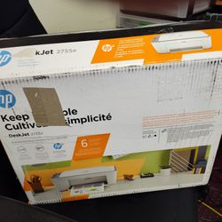 HP All-in-One Printer For Repair, May Need Heads Cleaned, Comes With Ink