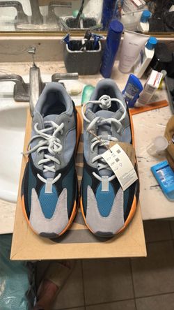 Yeezy 700 - Brand New