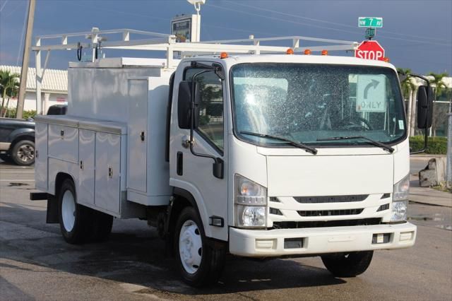 2017 Isuzu Trucks Npr Efi