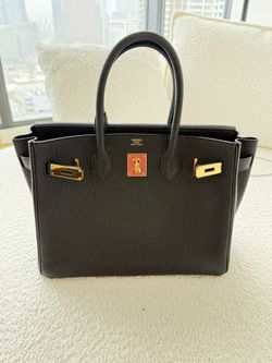 Hermès Birkin 30 Togo Black w/ Gold Hardware – Excellent Condition