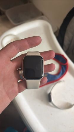 Brand new starlight all White band Apple Watch
