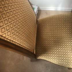 Dining Table & Hutch