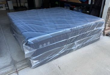BRAND NEW King Size