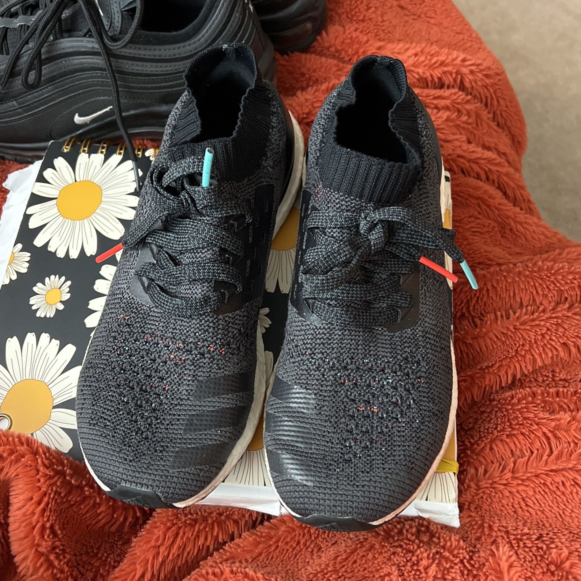 Ultraboost Adidas Youth 7.5