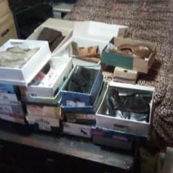 Woman's Shoe Collection,READ