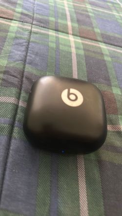 POWERBEATS PRO BLACK N WHITE