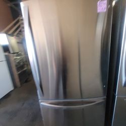 Refrigerator Kenmore 