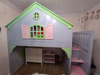 Girls Kids Twin-size Doll House Stair Step Loft