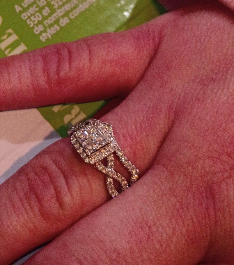 14k White Gold 1.5 Carats Natural Diamonds Two Piece Engagement Ring 