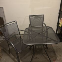 Metal Table + Chairs 