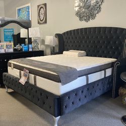 Beautiful Black Bedroom Set! $1599 🖤🚨✨
