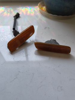 Lexus Turn signal lights