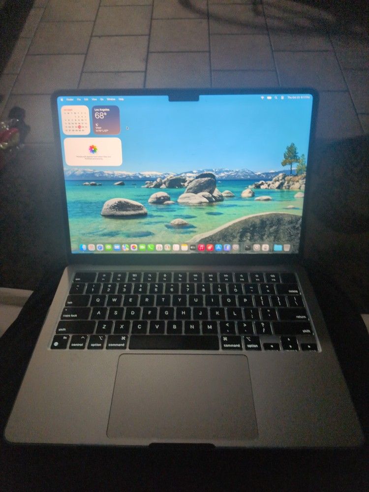 Macbook Air 2022 M2 Chip