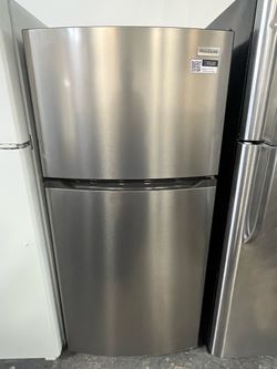 Refrigerator Frigidaire 28”