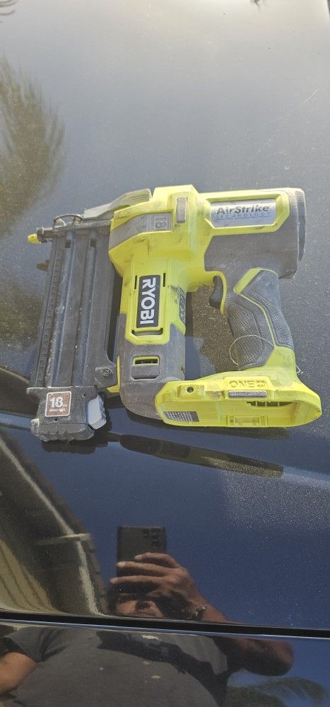 Ryobi Nail Gun 18