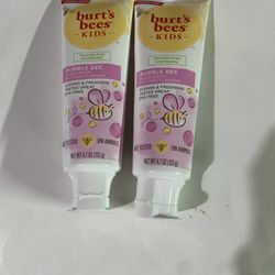 Burt’s Bees Kids Toothpaste Set