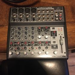 Behringer Xenyx1202
